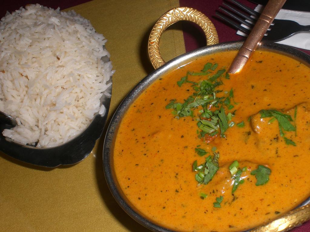 Hotel Kanishka Kanpur Eksteriør billede